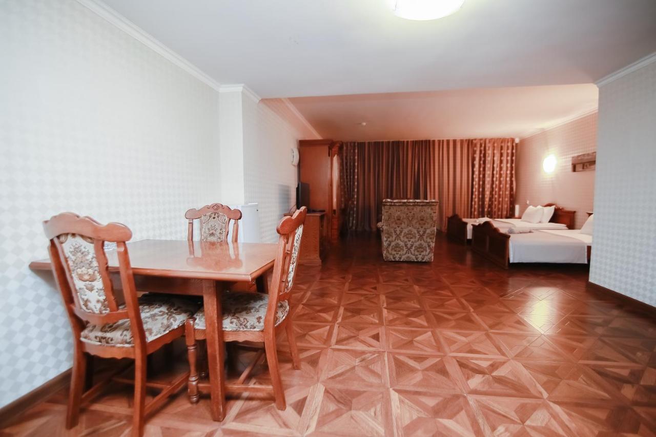 Sunkar Hotel Astana Phòng bức ảnh